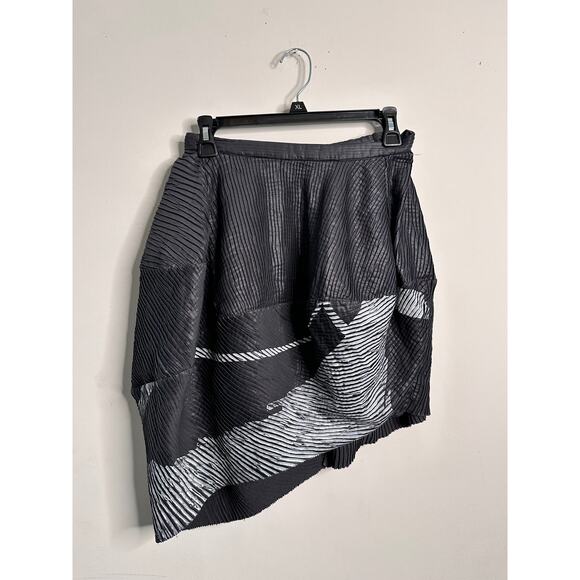 S DEER CONCEPT Parachute Skirt - Picture 1 of 6